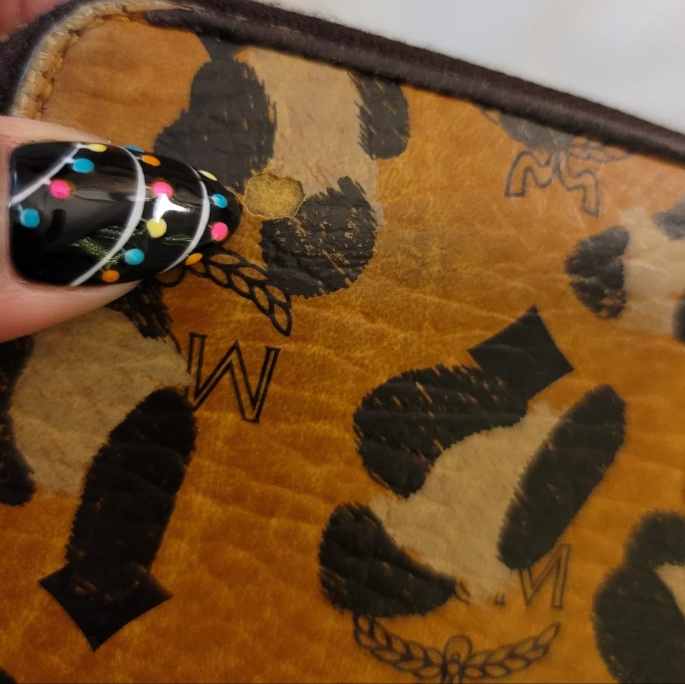 🖤🔥MCM Leopard Print Drawstring  2 Way Satchel Crossbody Bag and Wallet🔥🖤
